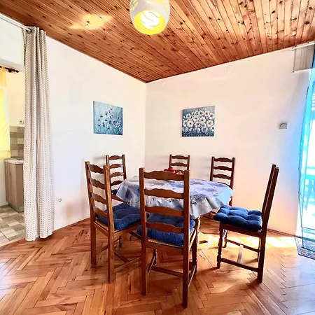 In 42945 Apartamento Dramalj